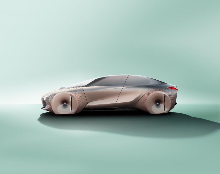  BMW Vision Next 100 2016 года  (фото 21 из 157)